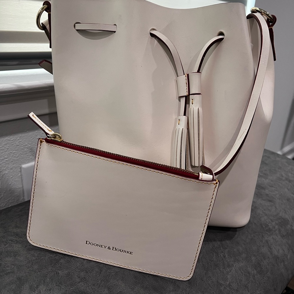 Dooney and Bourke draw string purse